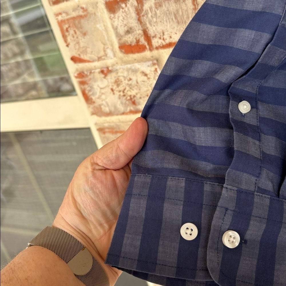Oak Hill Blue Gray Plaid Plus Size Wrinkle Free Button Down Plaid Shirt - Picture 3 of 8